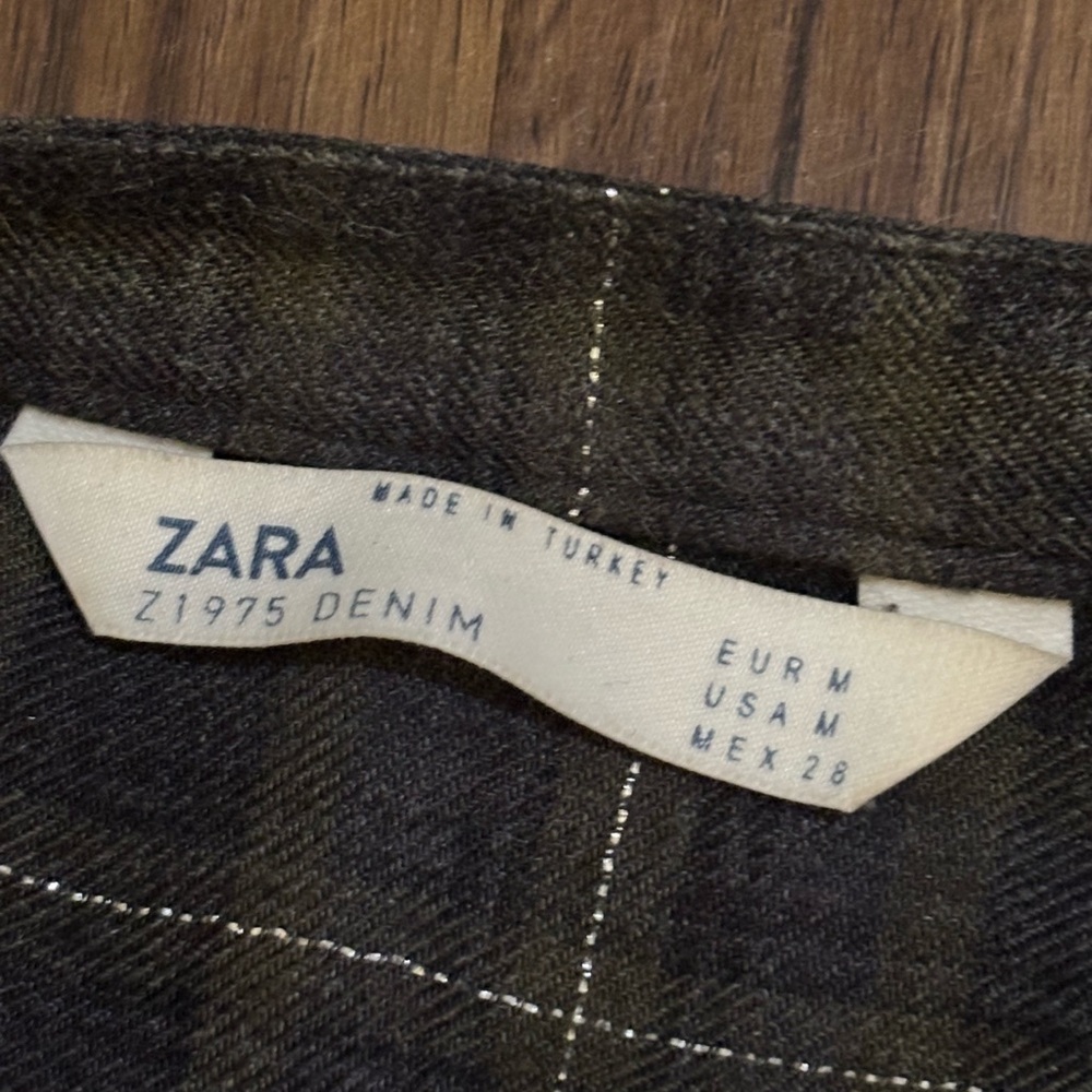 Zara olive and Black plaid Shirt dress with long sleeves and pockets - Picture 4 of 9